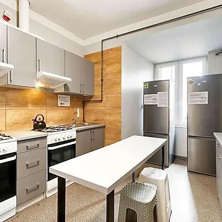 Albergue Najtansze Lagiewnicka 16 *